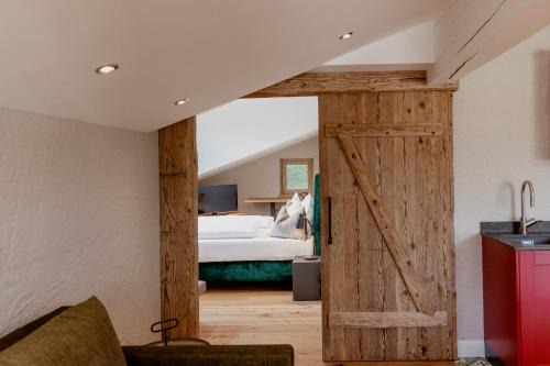 Ried Apartment | Oceanview Retreat at Zur Nandl - Guest Rated 9.1/10