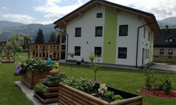 Aich Apartment | Discover Family-Friendly Comfort at Zur Wagnerei