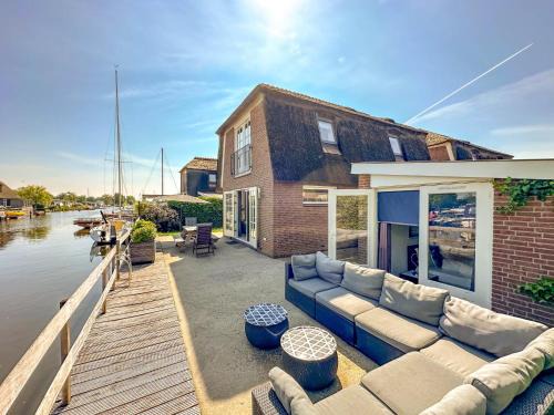 Municipality of Stichtse Vecht House | Experience Zwaan 24-7: Pet and Child-Friendly Retreat