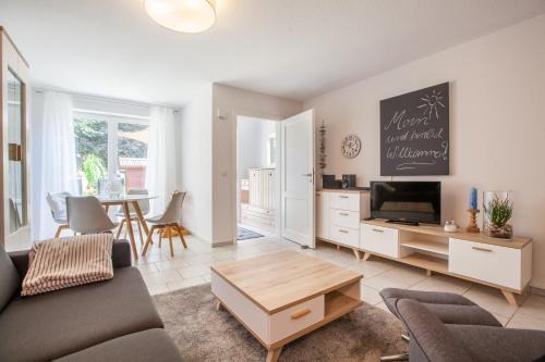 Karlberg House | Discover Zwischen den Stränden: Family & Pet Friendly Escape