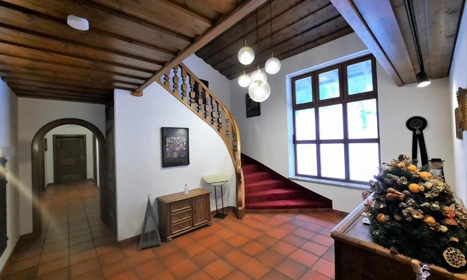 Teisendorf Apartment | Discover Zwischen Mozart und König Ludwig - Family-Friendly Stay