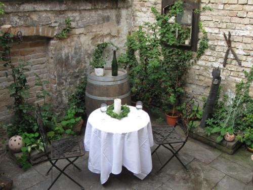 Speyer Apartment | Explore Zwischen-Rhein-und-Reben: Central & Barrier-Free Stay