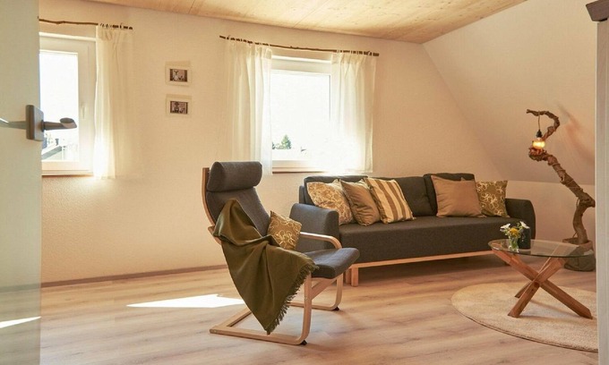 Buhl Apartment | Discover Zwitscherliebe: Ideal Family Retreat with Kitchen