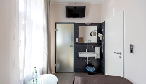 Economy Single Room