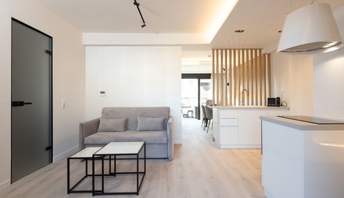 2-Bedroom Maisonette Suite with Jacuzzi