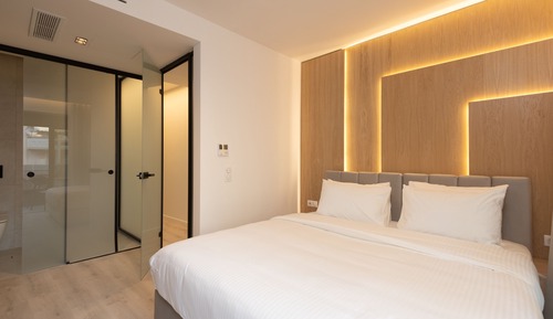 2-Bedroom Suite