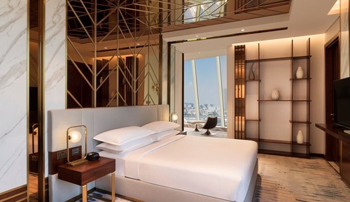 Penthouse Suite