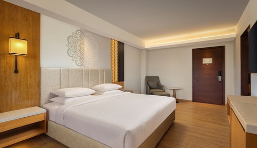 Premium Room, 1 King Bed, Non Smoking