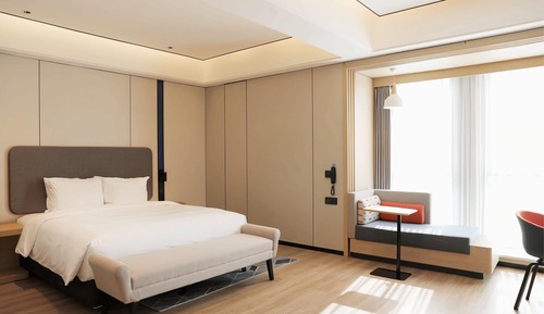 Standard Room, 1 King Bed (Up to 3 guests)