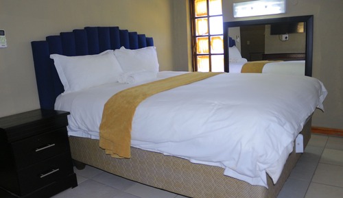 Executive Suite, Patio