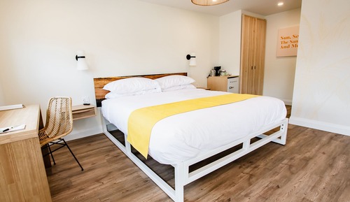 Premium Room, 1 King Bed