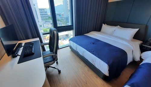 Deluxe Twin Room