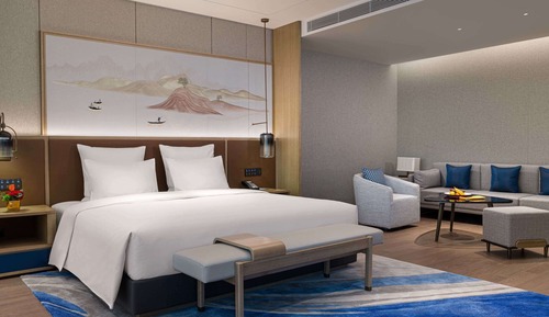 Deluxe Room, 1 King Bed