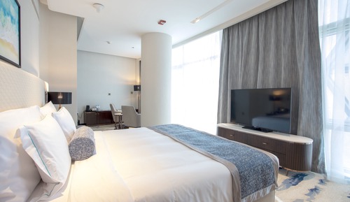 Junior Studio Suite