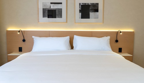Standard Room, 1 King Bed