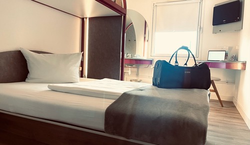 Basic Double or Twin Room, Non Smoking