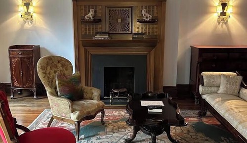 Premier Room