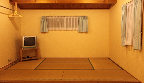 Family Cottage (Japanese Western Style), Non Smoking, Shared Bathroom