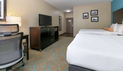 Room, 2 Queen Beds, Accessible, Non Smoking (Mobility Accessible)
