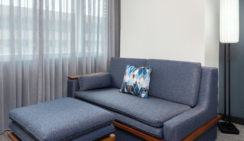 Room, 1 King Bed (Hearing Accessible)