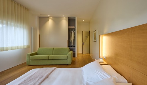 Junior Studio Suite