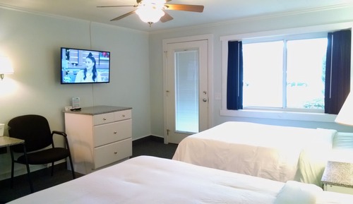 Room, 2 Double Beds, Refrigerator & Microwave