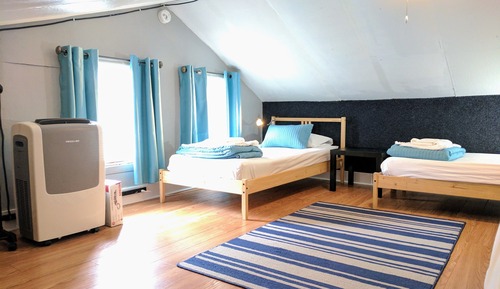 Single Bed in 5 Bed Co-Ed Dormitory Room