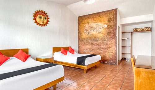 Standard Room, 2 Double Beds