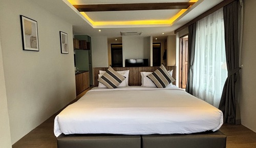 Beach Front Villa with One way Airport Transfer