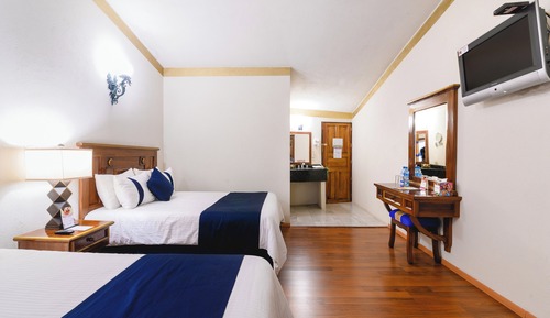 Junior Suite, 2 Queen Beds