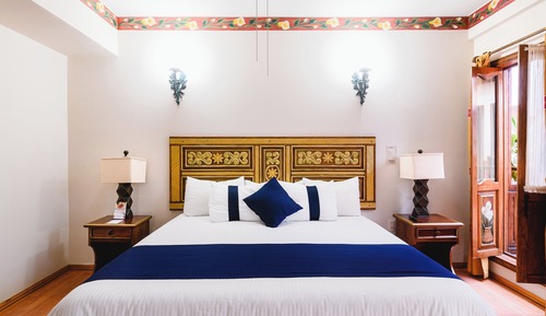 Room, 1 King Bed (Preferencial)