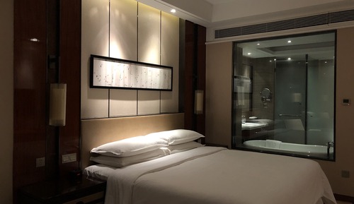 Premier Room, 1 King Bed