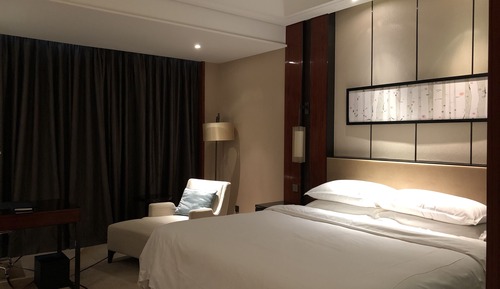 Club Room, 1 King Bed