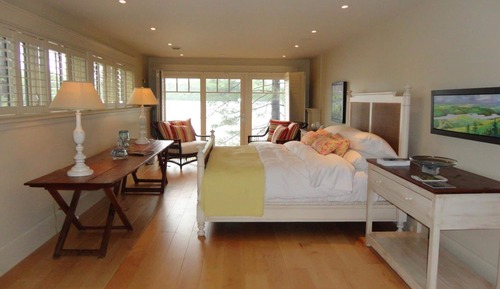 Suite, 1 King Bed, Lake View