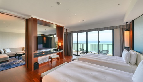 Royal Suite Twin, No Smoking (w/ Club Lounge&VIP Pool Bar Access, Additional children fee)
