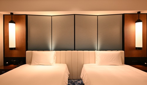 Deluxe Suite Twin, No Smoking (w/ Club Lounge&VIP Pool Bar Access, Additional children fee)