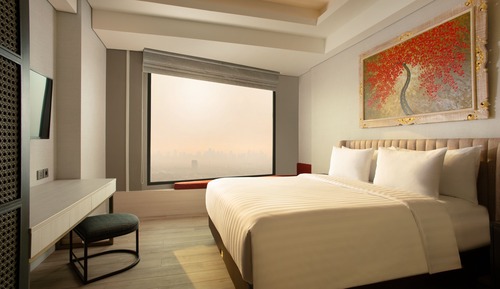 Deluxe Room, 1 King Bed (Free 1 Cup of Starbucks Upon Arrival)