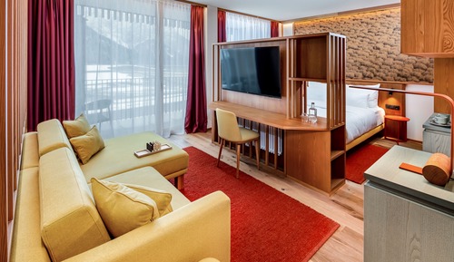 Premium Suite