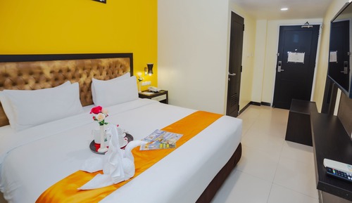 Superior Room, 1 Queen Bed