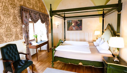 Junior Double Room, Garden View