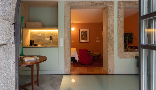 Master Suite with Garden