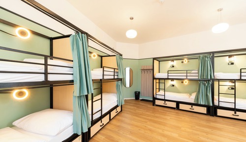 Basic Shared Dormitory, Women only (8 beds)