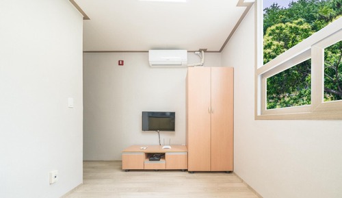 Basic Room, 1 Bedroom (Nosanmaeulbang)