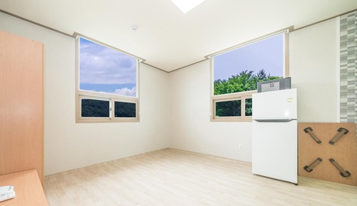Basic Room, 1 Bedroom (Cheongaesujigmaeulbang)