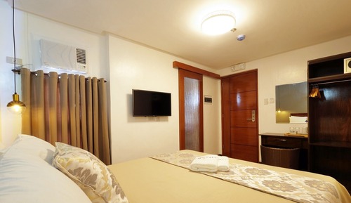 Deluxe Room, Multiple Bedrooms