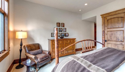 Studio (5 Bedrooms)