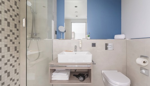 Studio, 2 Twin Beds, Accessible