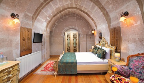 Deluxe Stone Room 102