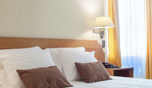 Superior Room, 1 King Bed