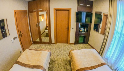 Economy Room, 2 Twin Beds